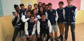 1ºBachillerato con chaqueta oficial