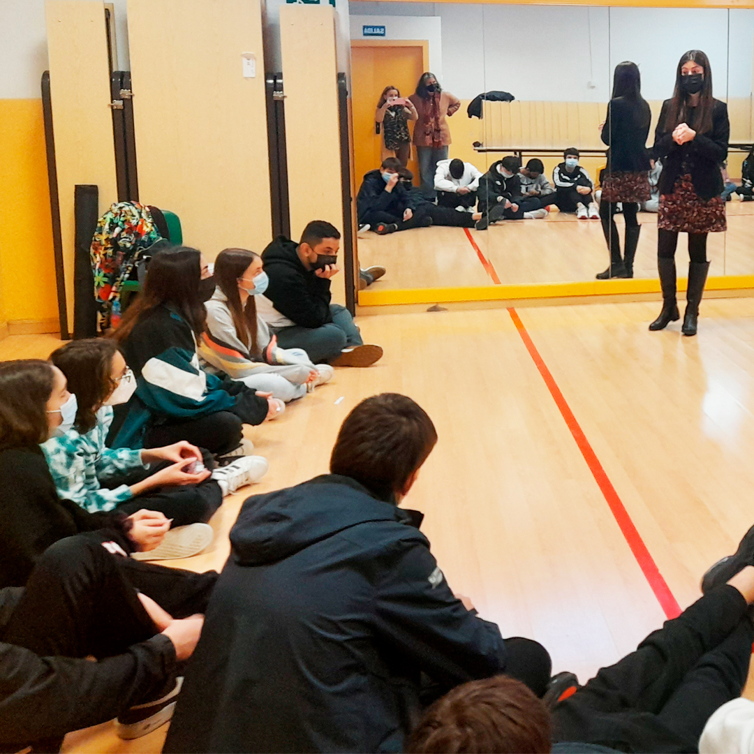 Charla sobre la trata de personas Secundaria Juan de Valdés