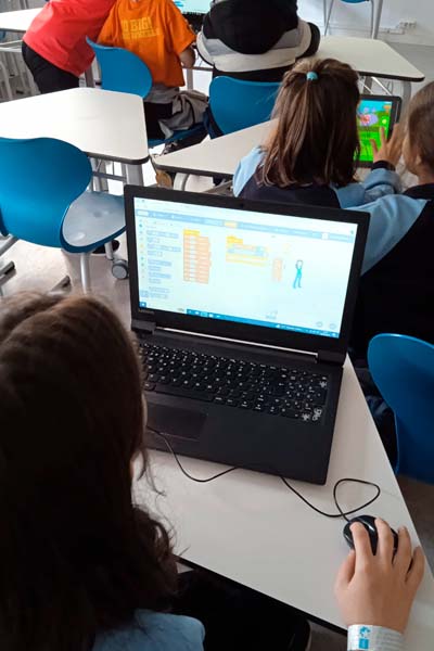 Taller de Scratch en Primaria colegio Juan de Valdés