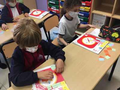 Actividad en clase de Lengua 2º Primaria El Porvenir