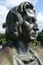 Detalle de la estatua de Coln en Funchal, Portugal