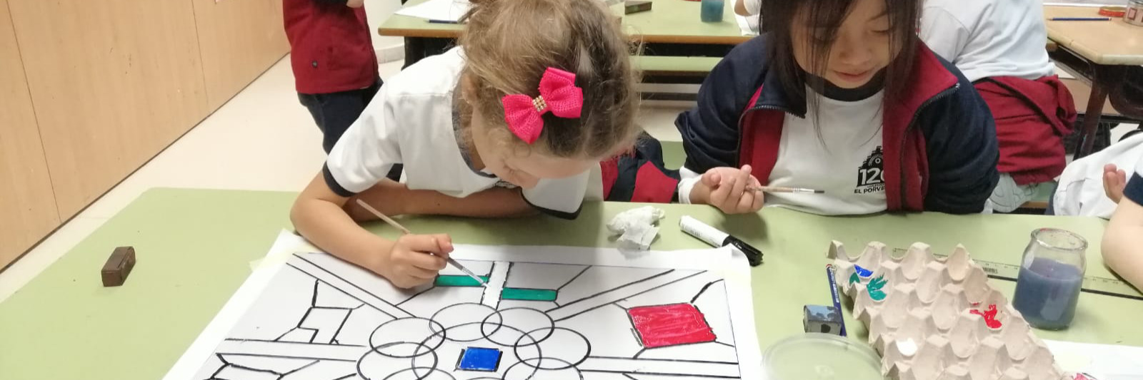 Taller para 2º Primaria: "Vidrieras, la luz y el color de las catedrales"