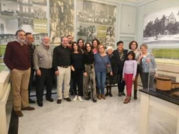 Los antiguos alumnos del colegio El Porvenir visitan la exposición “1517-2017, rescatando un tesoro PROTESTANTE”